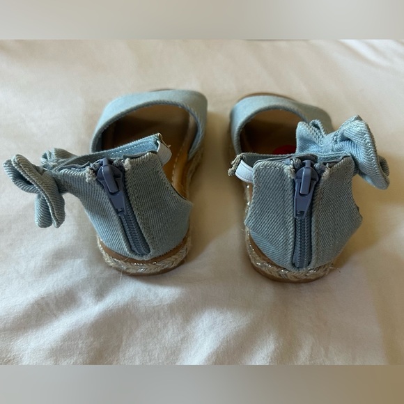 🆕 Sugar Girls Denim Blue Sandals with Bows Size 6 NWT - Picture 5 of 5